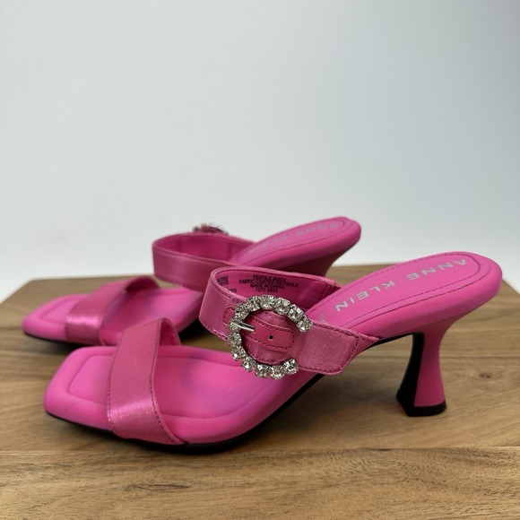 New Womens Anne Klein Josie Pink Satin Slip On Jewel Buckle Heels Size 7 M - Picture 2 of 9